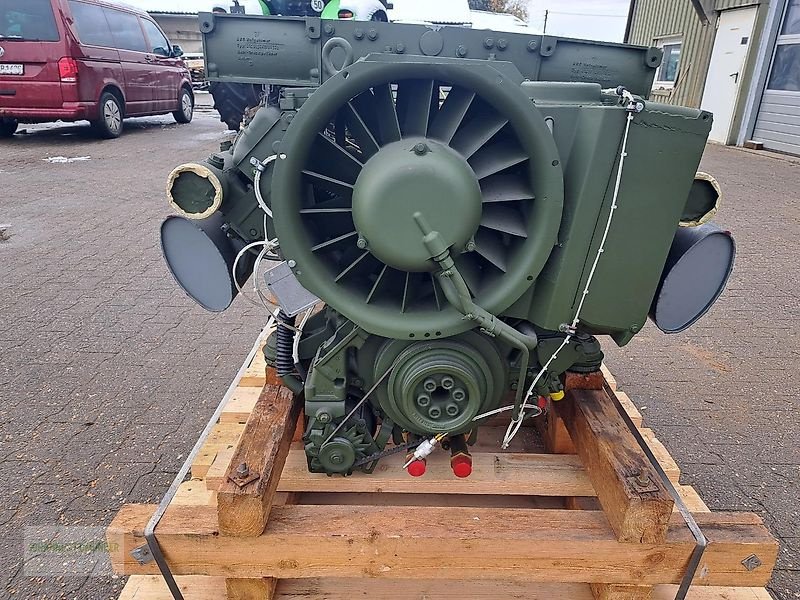 Sonstige Ersatzteile del tipo Deutz DEUTZ MOTOR 8 Zylinder F8L413F, neu In Leichlingen