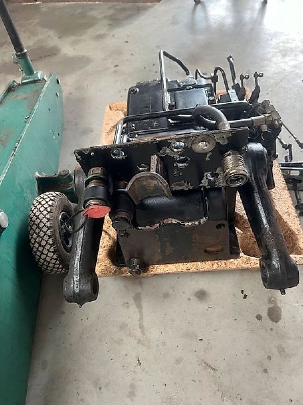 Sonstige Ersatzteile tip Sonstige Hydraulikblock, 2 Steuergeräte, Hebel, CASE 844 XL, 856 XL, usw., gebraucht in Meinerzhagen (Poză 5)