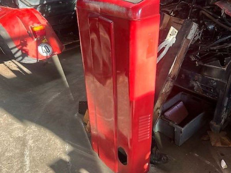 Sonstige Ersatzteile du type Sonstige Motorhaube Samt Kühlergrill, CASE 856 XL Plus, 844 XL, usw., gebraucht en Meinerzhagen