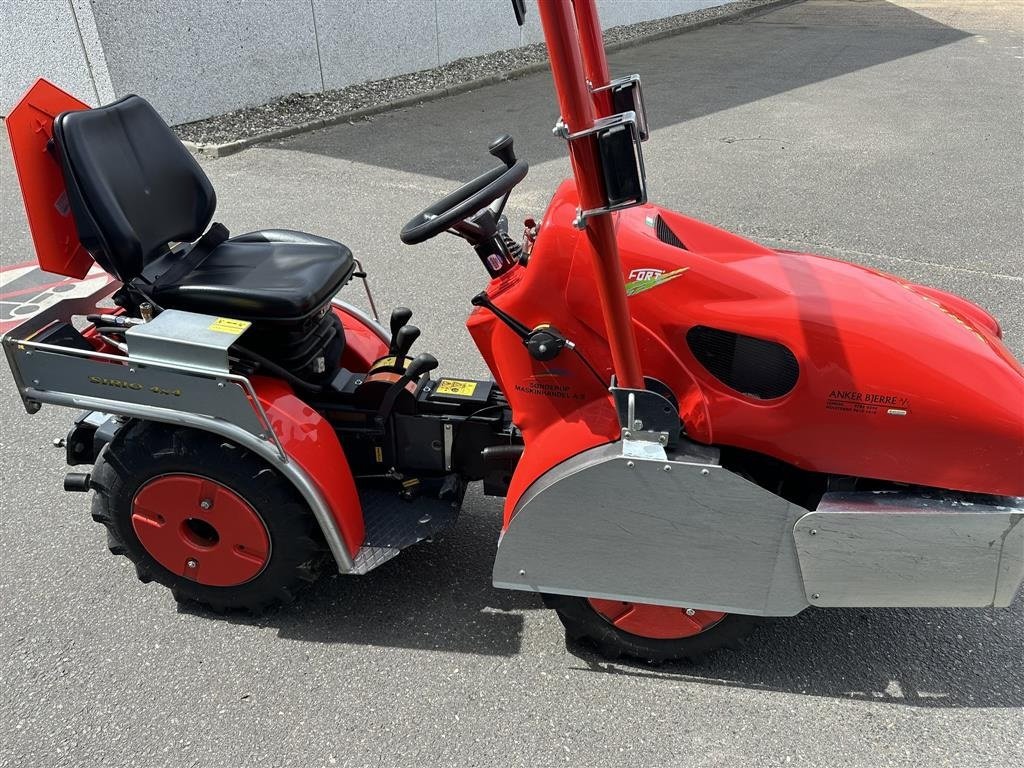 Sonstige Forsttechnik tip Fort & Pegoraro Sirio 4x4 med afskærmning og hjulvægte , Kun 28 timer, Gebrauchtmaschine in Holstebro (Poză 2)