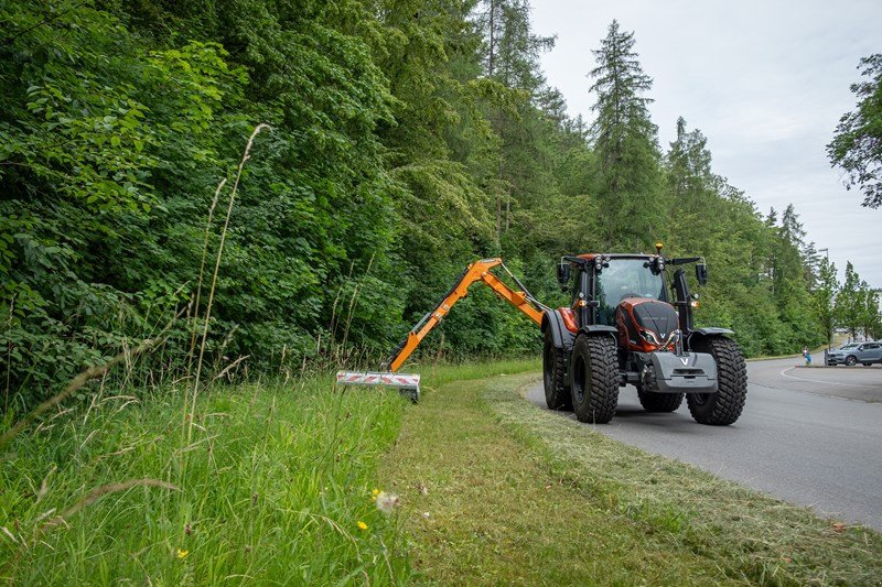 Sonstige Forsttechnik a típus Valtra N175D, Vorführmaschine ekkor: Schaffhausen (Kép 2)