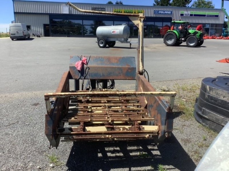 Sonstige Fütterungstechnik tip Sonstige Dérouleuse de balle DRHD Calvet, Gebrauchtmaschine in LA SOUTERRAINE (Poză 2)