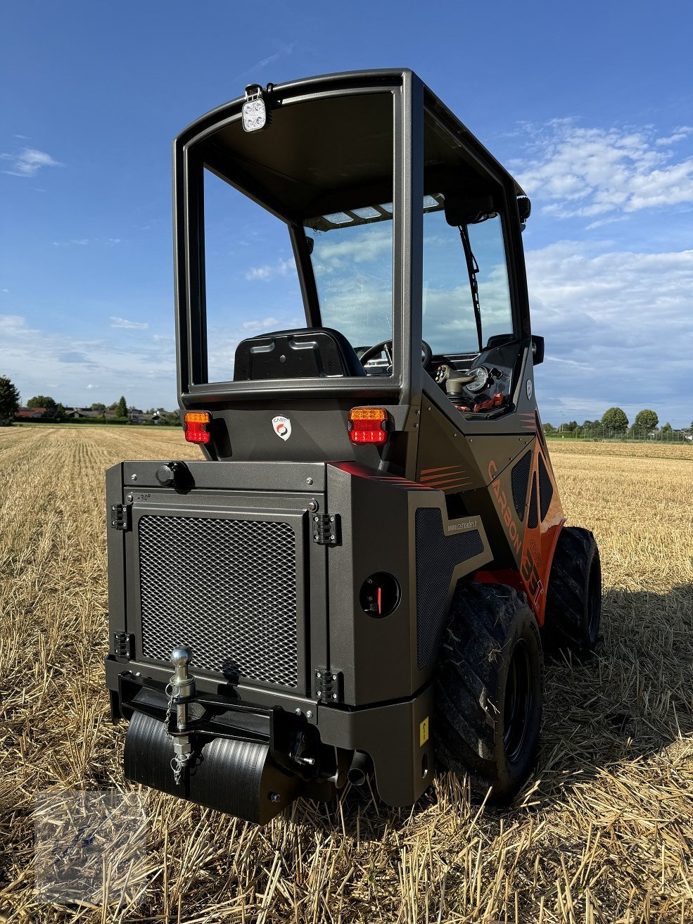 Sonstige Gartentechnik & Kommunaltechnik typu Cast Group 33 TLX Carbon Hoflader Knicklader Teleskoplader, Neumaschine v Bruckmühl (Obrázok 4)