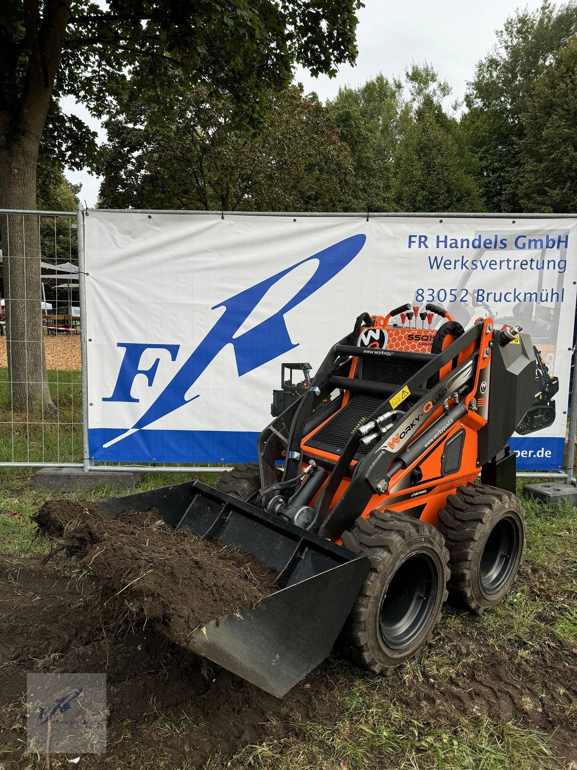 Sonstige Gartentechnik & Kommunaltechnik Türe ait Cast Group Cast WorkyQuad 15 D Minilader Hoflader Skidlader Dumper, Neumaschine içinde Bruckmühl (resim 2)