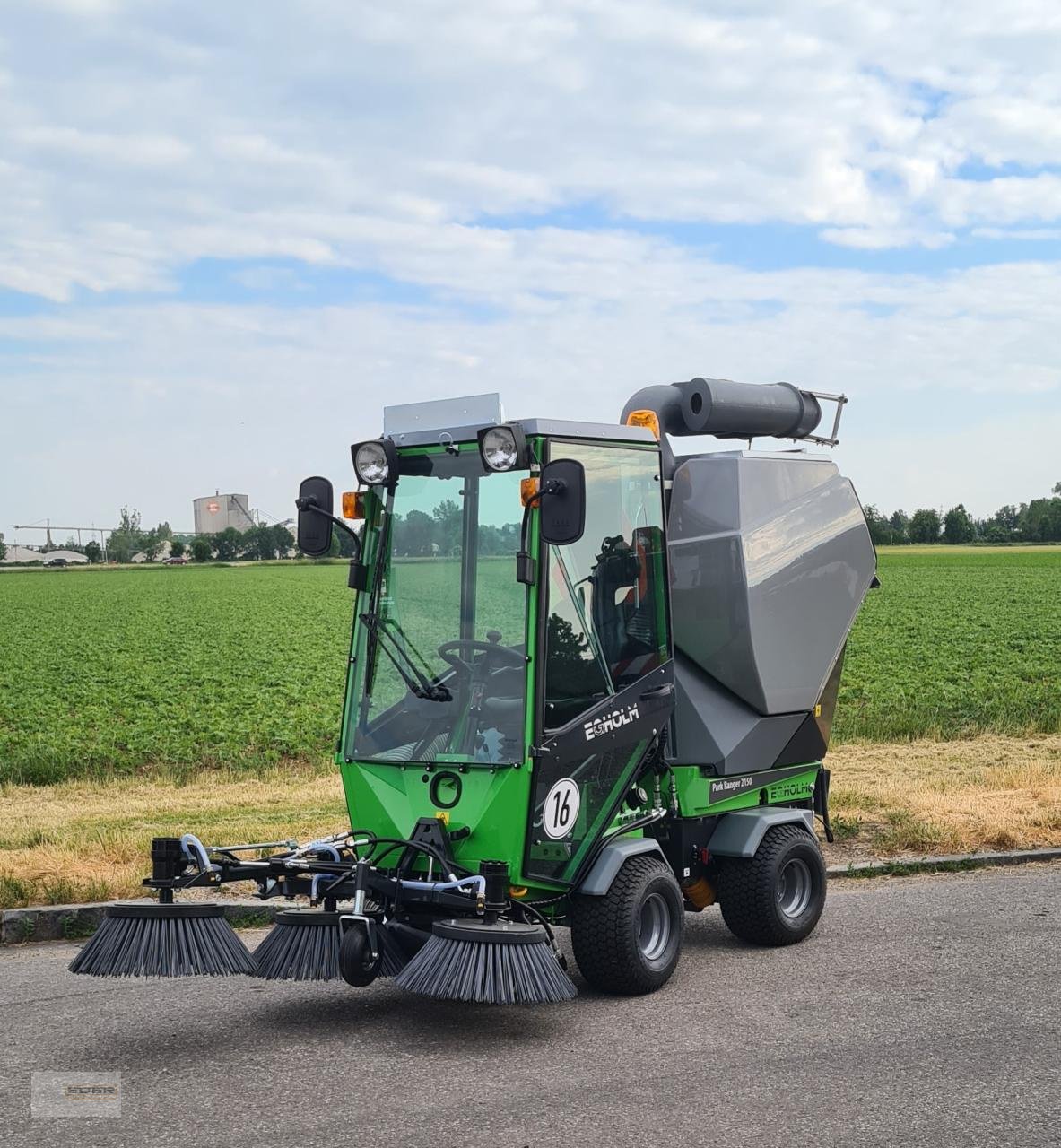 Sonstige Gartentechnik & Kommunaltechnik typu Egholm Park Ranger 2150, Neumaschine w Kirchheim b. München (Zdjęcie 1)