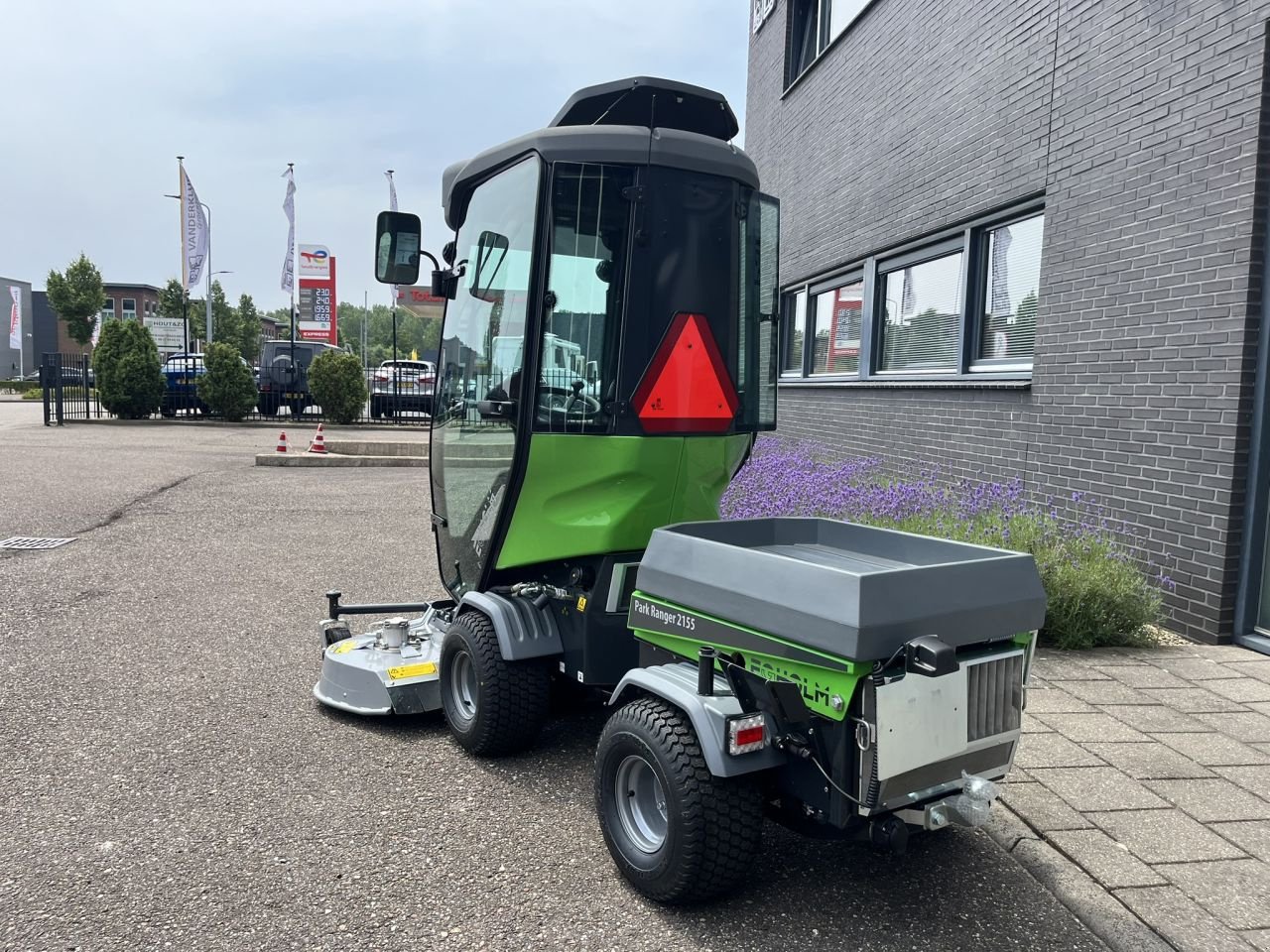 Sonstige Gartentechnik & Kommunaltechnik typu Egholm Park Ranger 2155, Neumaschine v Stellendam (Obrázek 4)