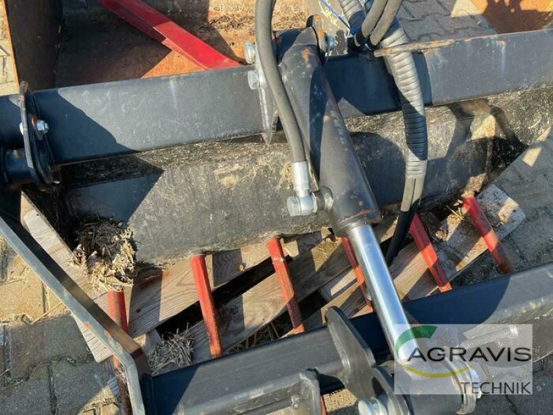 Sonstige Gartentechnik & Kommunaltechnik van het type GiANT DUNG- UND SILAGEZANGE, Neumaschine in Alpen (Foto 4)