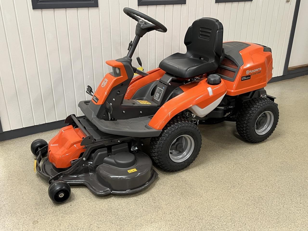 Sonstige Gartentechnik & Kommunaltechnik του τύπου Husqvarna R216AWD RIDER, Gebrauchtmaschine σε Toftlund (Φωτογραφία 1)