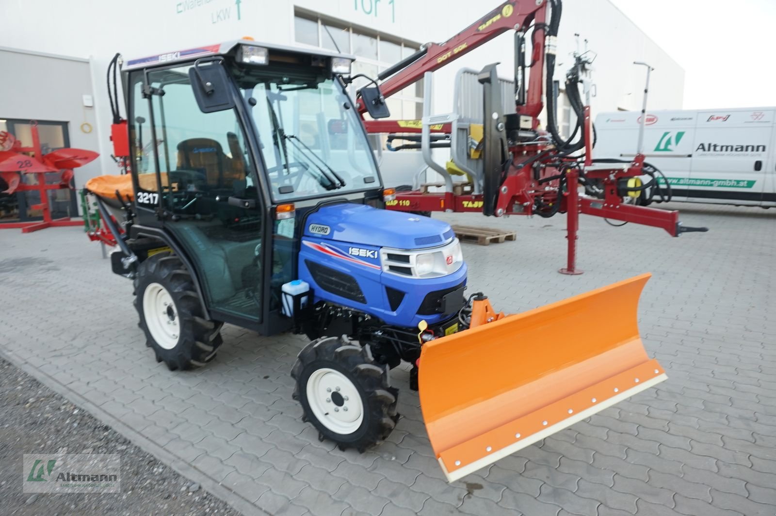 Sonstige Gartentechnik & Kommunaltechnik van het type Iseki TM3217 AHL K, Neumaschine in Lanzenkirchen (Foto 1)