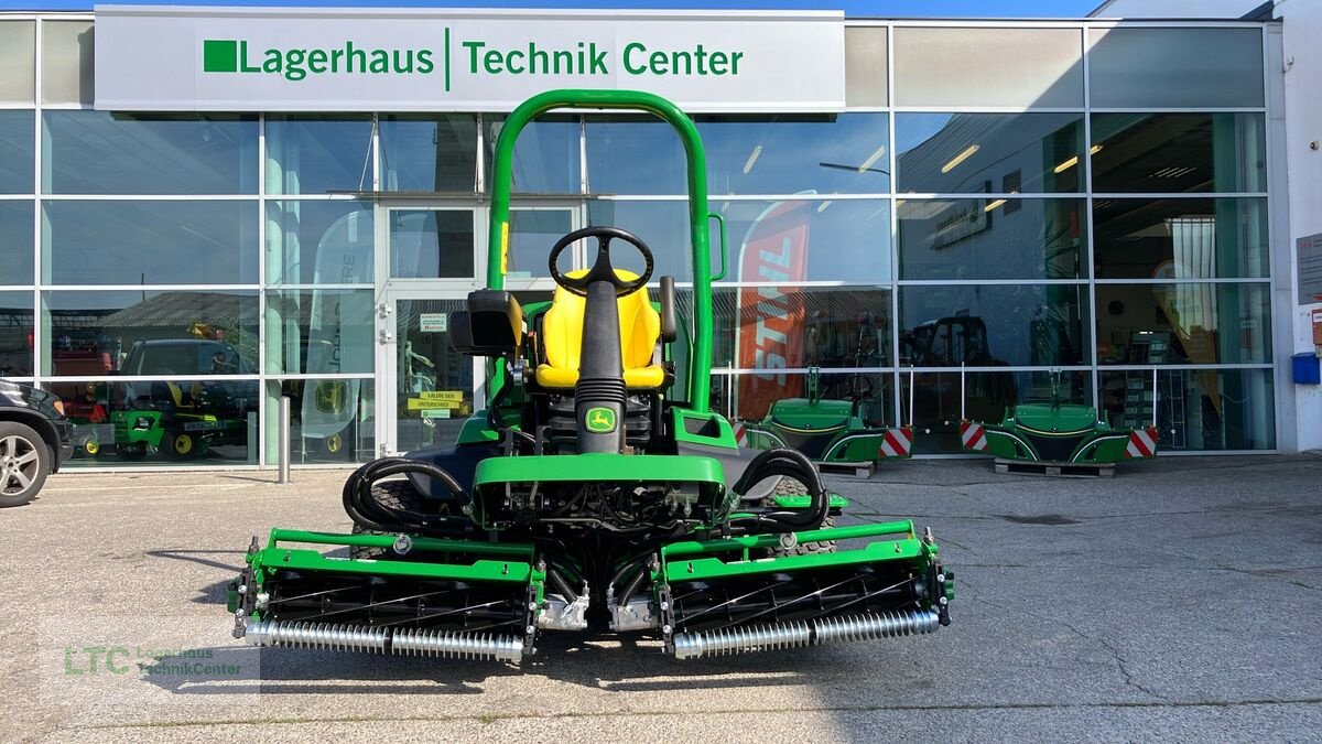 Sonstige Gartentechnik & Kommunaltechnik des Typs John Deere 7200A, Neumaschine in Herzogenburg (Bild 5)