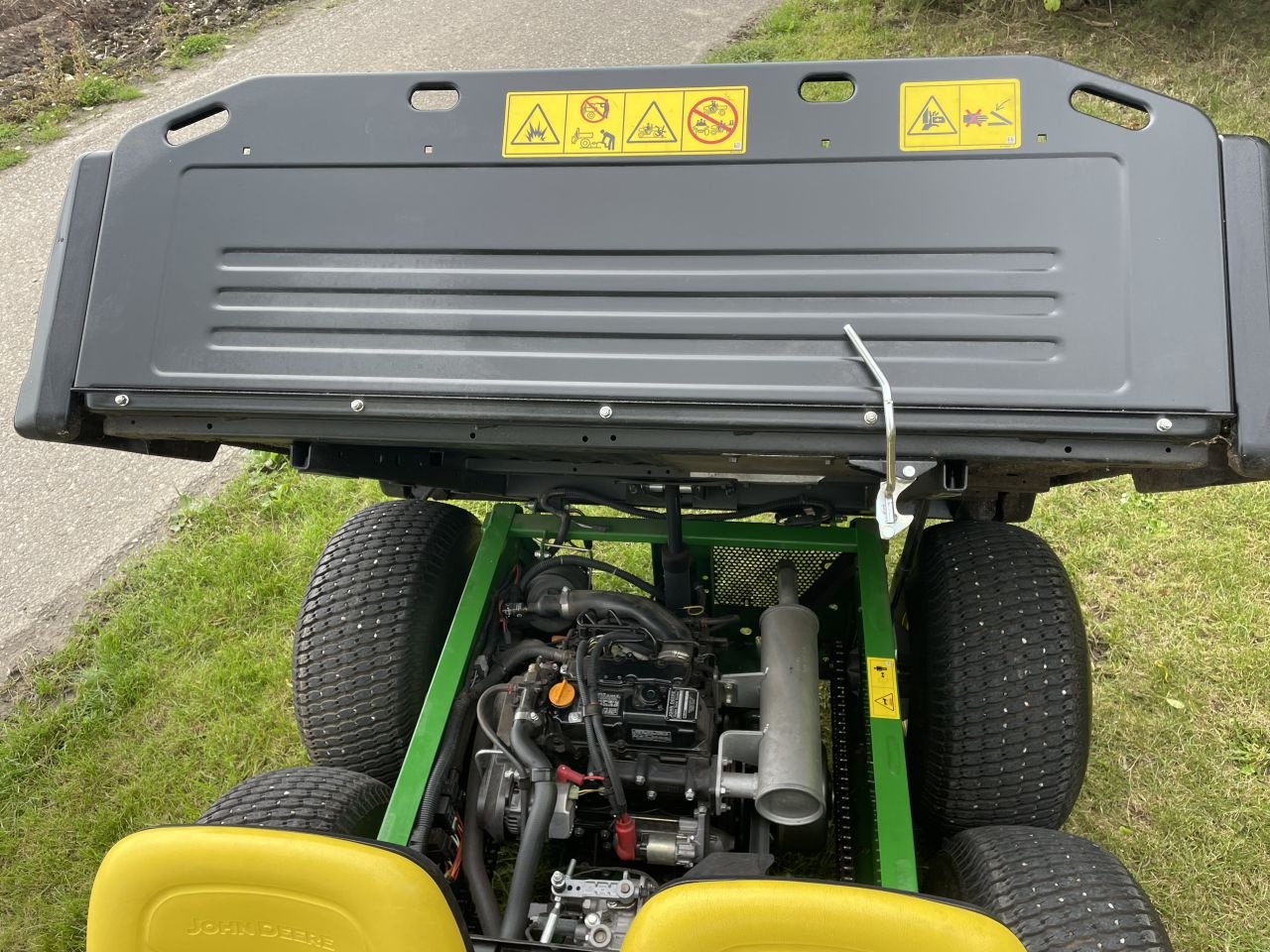 Sonstige Gartentechnik & Kommunaltechnik van het type John Deere Gator 6x4, Gebrauchtmaschine in Klaaswaal (Foto 4)