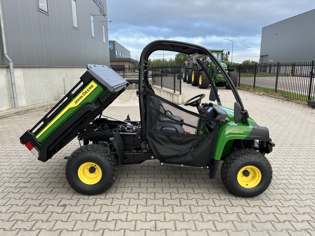 Sonstige Gartentechnik & Kommunaltechnik typu John Deere Gator HPX815E, Neumaschine v Beek en Donk (Obrázok 7)