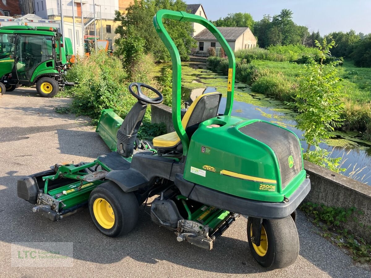 Sonstige Gartentechnik & Kommunaltechnik typu John Deere Greenmäher 2500E, Gebrauchtmaschine v Herzogenburg (Obrázek 2)