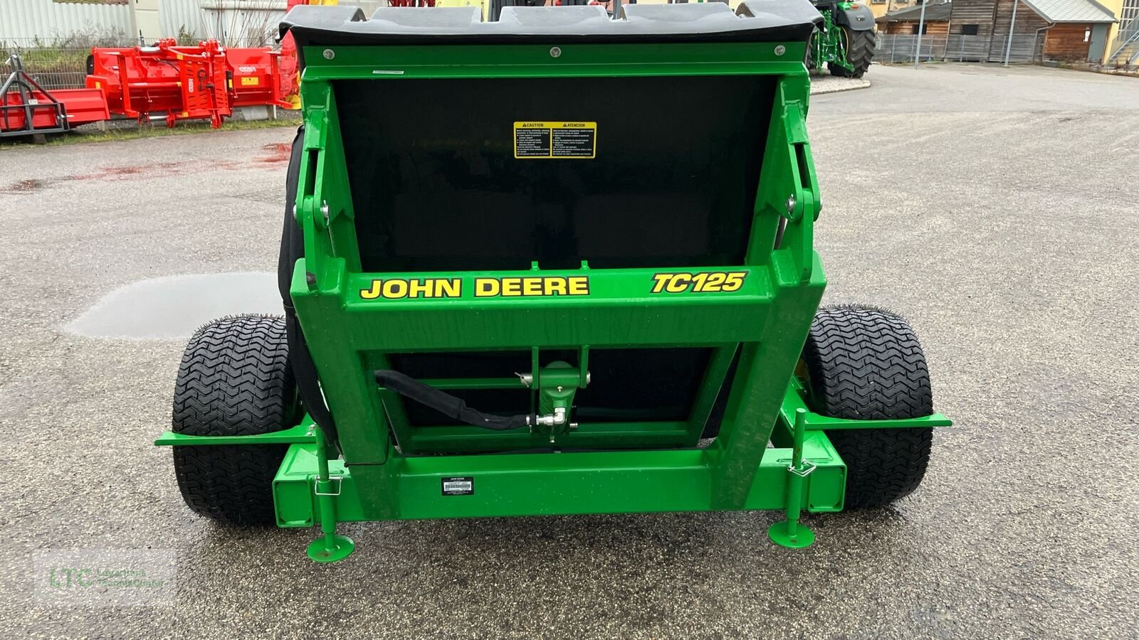 Sonstige Gartentechnik & Kommunaltechnik of the type John Deere TC125 Rasenkehrmaschine, Vorführmaschine in Herzogenburg (Picture 5)