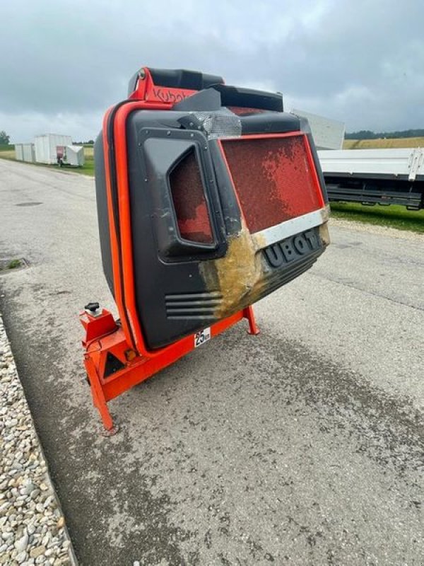 Sonstige Gartentechnik & Kommunaltechnik typu Kubota Absaugung mit Hochentleerung, Gebrauchtmaschine v NATTERNBACH (Obrázek 6)