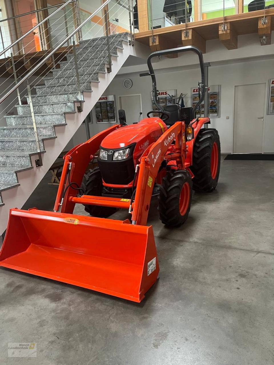 Sonstige Gartentechnik & Kommunaltechnik van het type Kubota L1-382 DHW EC, Neumaschine in Schora (Foto 1)