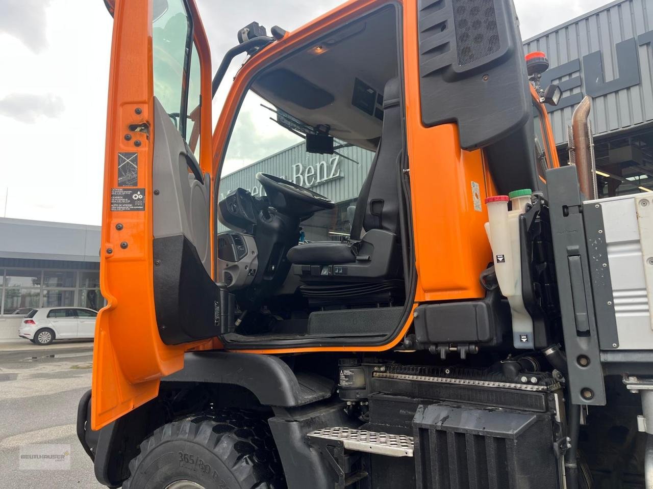 Sonstige Gartentechnik & Kommunaltechnik van het type Mercedes-Benz Mercedes Benz Unimog U 218 Top Ausstattung, Gebrauchtmaschine in Hagelstadt (Foto 14)