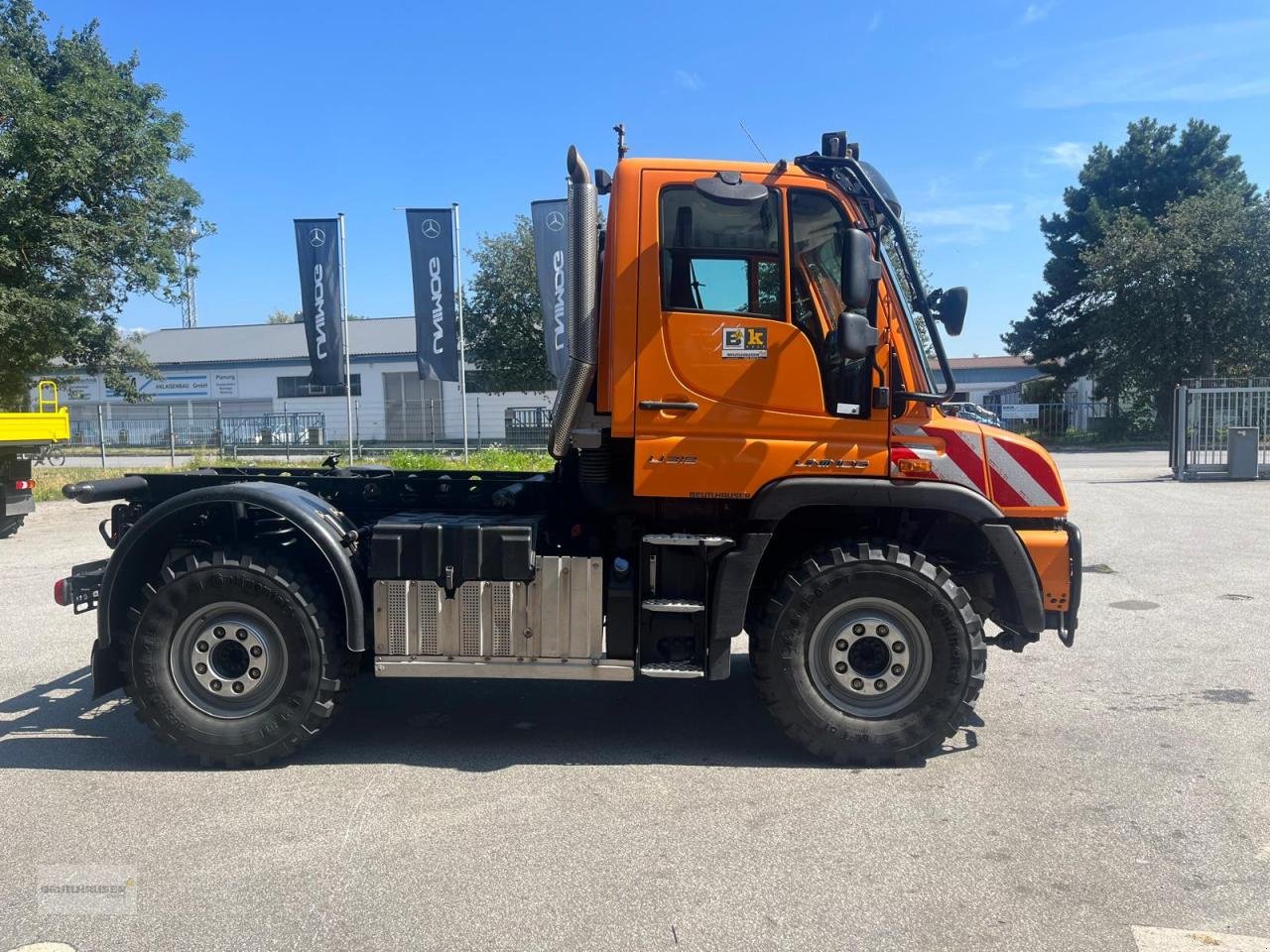 Sonstige Gartentechnik & Kommunaltechnik a típus Mercedes-Benz Mercedes Benz Unimog U 318, Gebrauchtmaschine ekkor: Hengersberg (Kép 5)