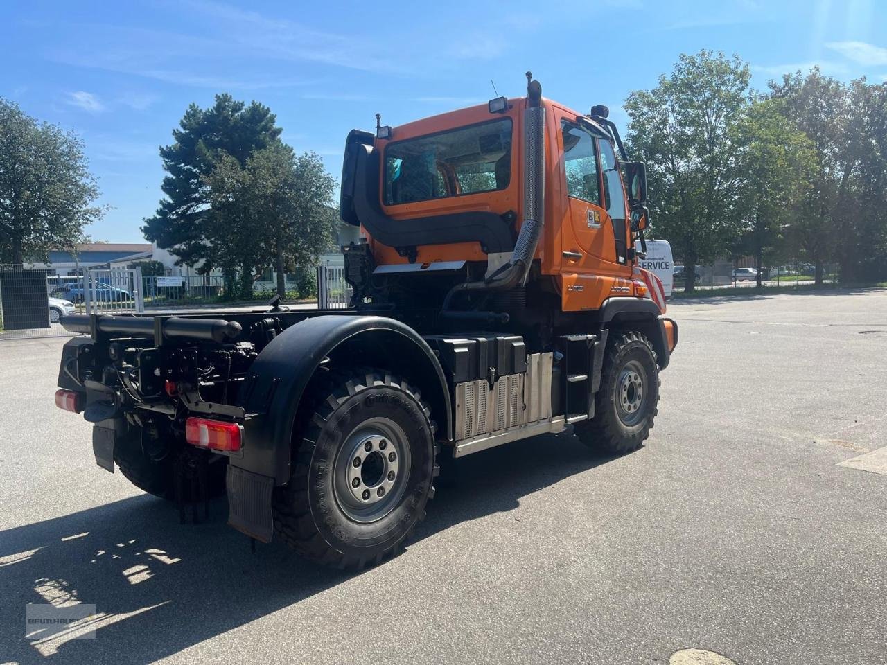 Sonstige Gartentechnik & Kommunaltechnik of the type Mercedes-Benz Mercedes Benz Unimog U 318, Gebrauchtmaschine in Hengersberg (Picture 7)