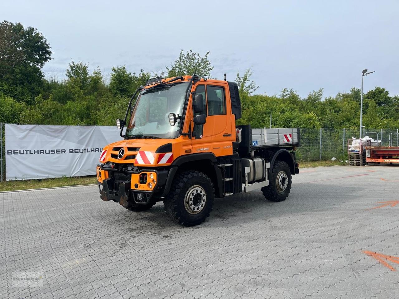 Sonstige Gartentechnik & Kommunaltechnik του τύπου Mercedes-Benz Mercedes Benz Unimog U 427, Gebrauchtmaschine σε Hagelstadt (Φωτογραφία 1)