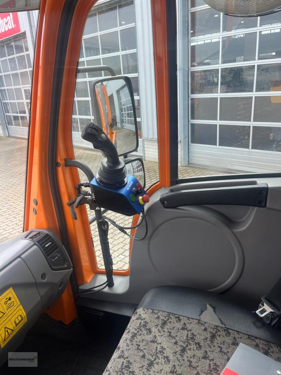 Sonstige Gartentechnik & Kommunaltechnik van het type Mercedes-Benz Mercedes Benz Unimog U 530 mit Mulag MKM 700, Gebrauchtmaschine in Hagelstadt (Foto 18)