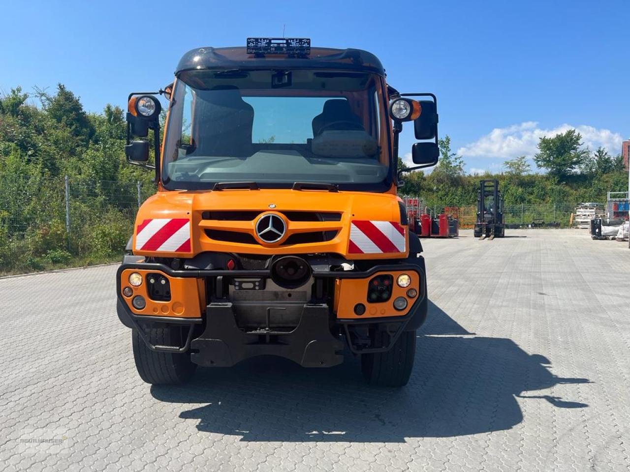 Sonstige Gartentechnik & Kommunaltechnik Türe ait Mercedes-Benz Mercedes Benz Unimog U 530 Variopilot Hydrostat EAS, Gebrauchtmaschine içinde Hagelstadt (resim 2)