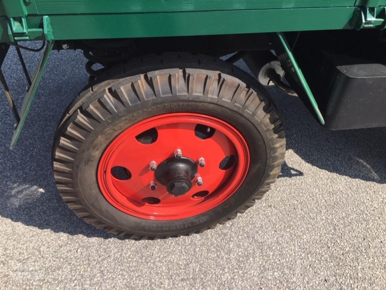 Sonstige Gartentechnik & Kommunaltechnik des Typs Mercedes-Benz Unimog U 401 Oldtimer, Gebrauchtmaschine in Hengersberg (Bild 8)