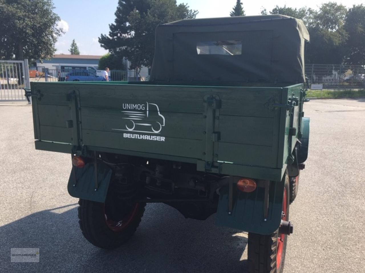 Sonstige Gartentechnik & Kommunaltechnik tip Mercedes-Benz Unimog U 401 Oldtimer, Gebrauchtmaschine in Hengersberg (Poză 9)