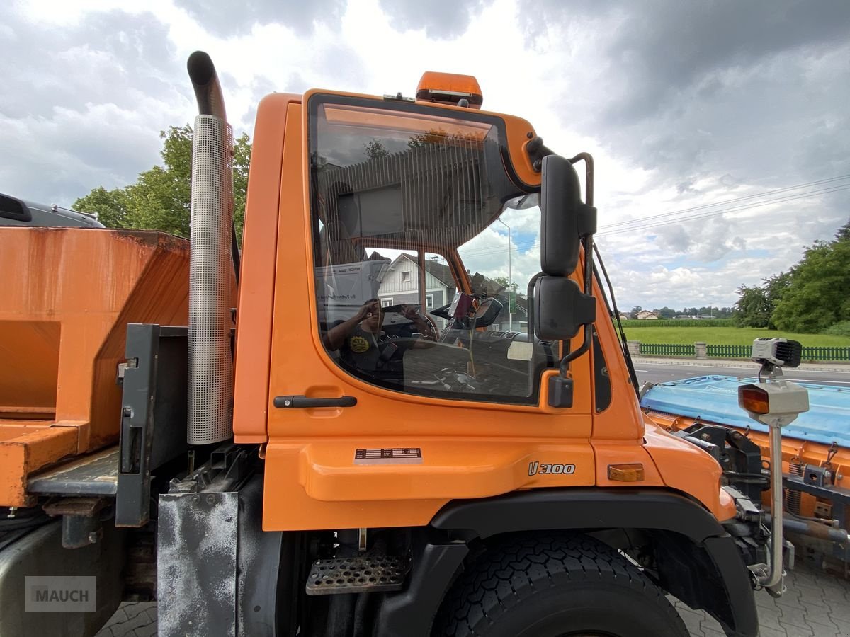 Sonstige Gartentechnik & Kommunaltechnik des Typs Mercedes-Benz Unimog   U300, Gebrauchtmaschine in Burgkirchen (Bild 18)