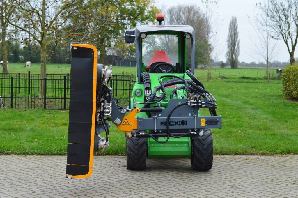 Sonstige Gartentechnik & Kommunaltechnik des Typs Sonstige Becx Loader arm WLA60 met HS131HR Heggensnoeier, Gebrauchtmaschine in Erichem (Bild 2)