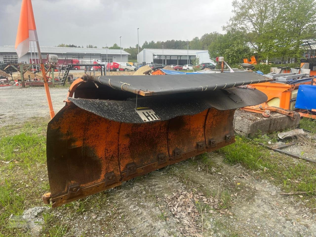 Sonstige Gartentechnik & Kommunaltechnik des Typs Sonstige Beilhack Schneepflug PV 27-4, Gebrauchtmaschine in Hagelstadt (Bild 1)