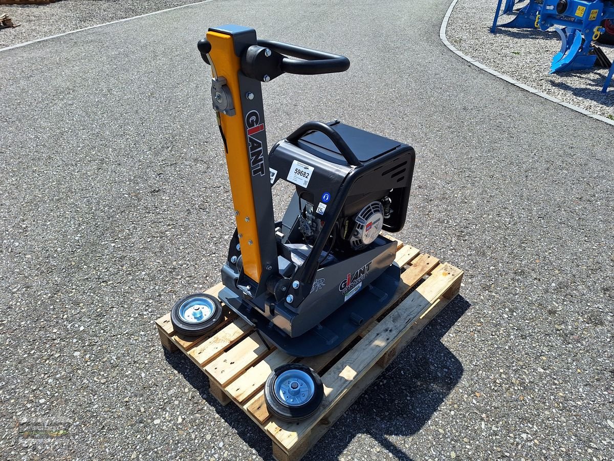 Sonstige Gartentechnik & Kommunaltechnik typu Sonstige Giant GPR2553D Rüttelplatte, Neumaschine w Gampern (Zdjęcie 4)