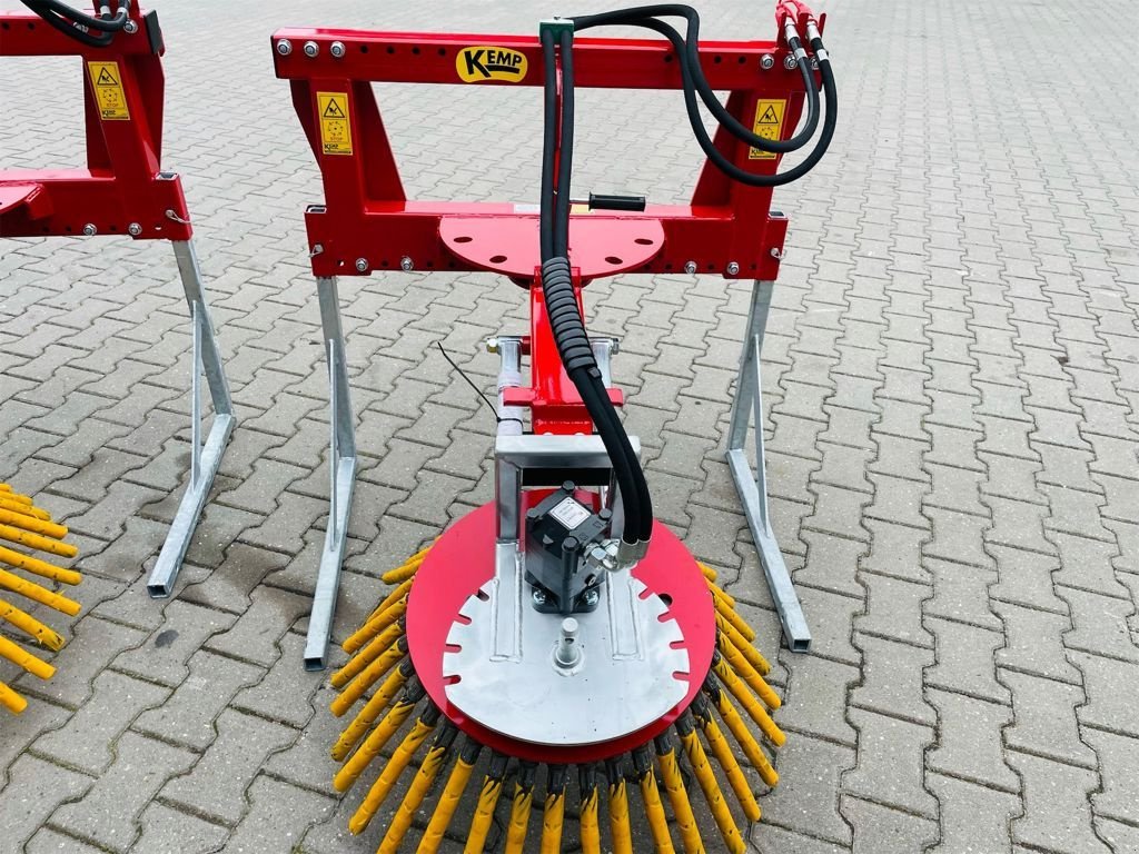 Sonstige Gartentechnik & Kommunaltechnik du type Sonstige Kemp OKBM onkruidborstel euro opname, Neumaschine en Coevorden (Photo 11)