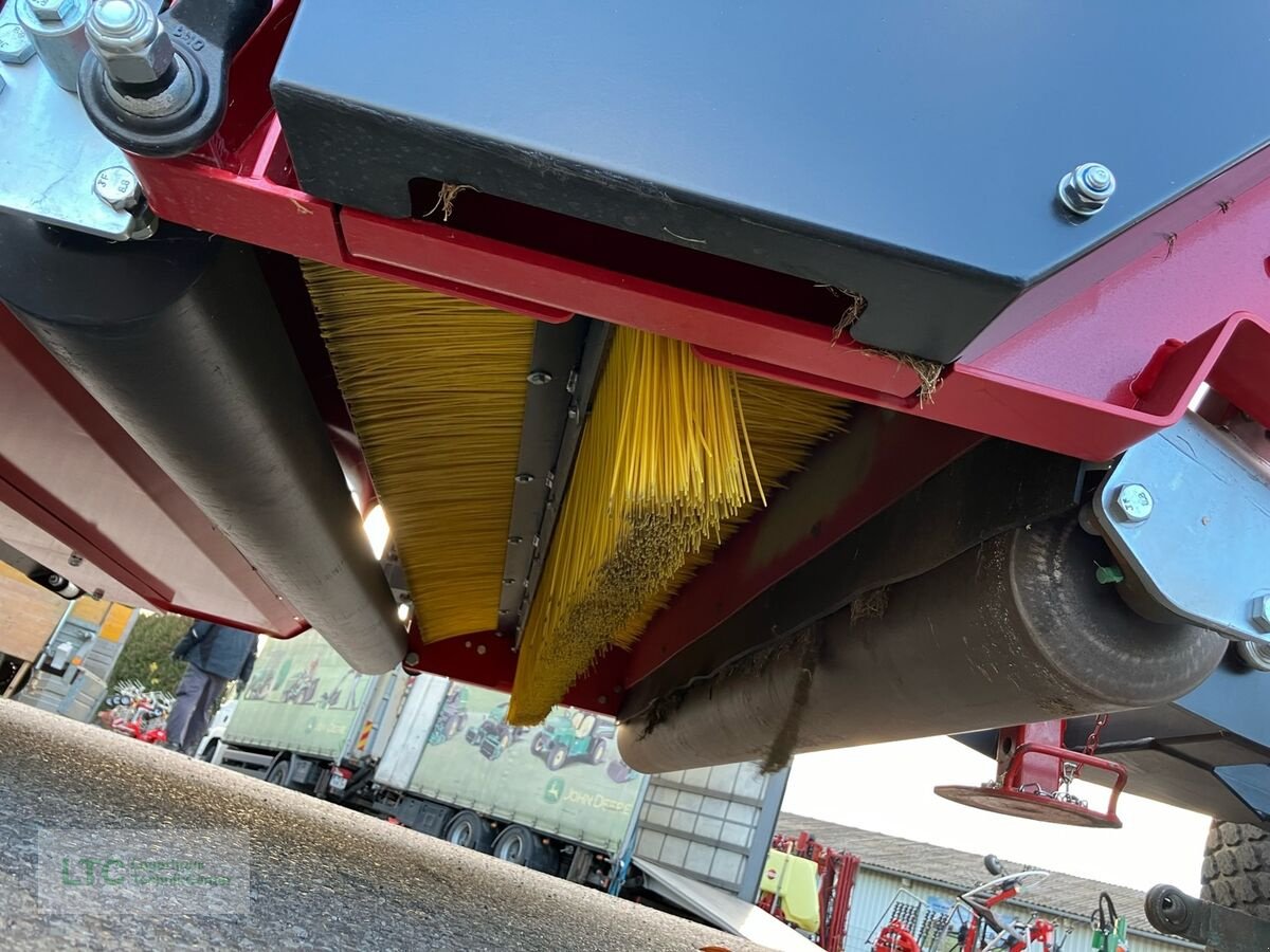 Sonstige Gartentechnik & Kommunaltechnik of the type Sonstige Redexim Turf Tidy 3000 Rasenkehrmaschine, Vorführmaschine in Herzogenburg (Picture 8)