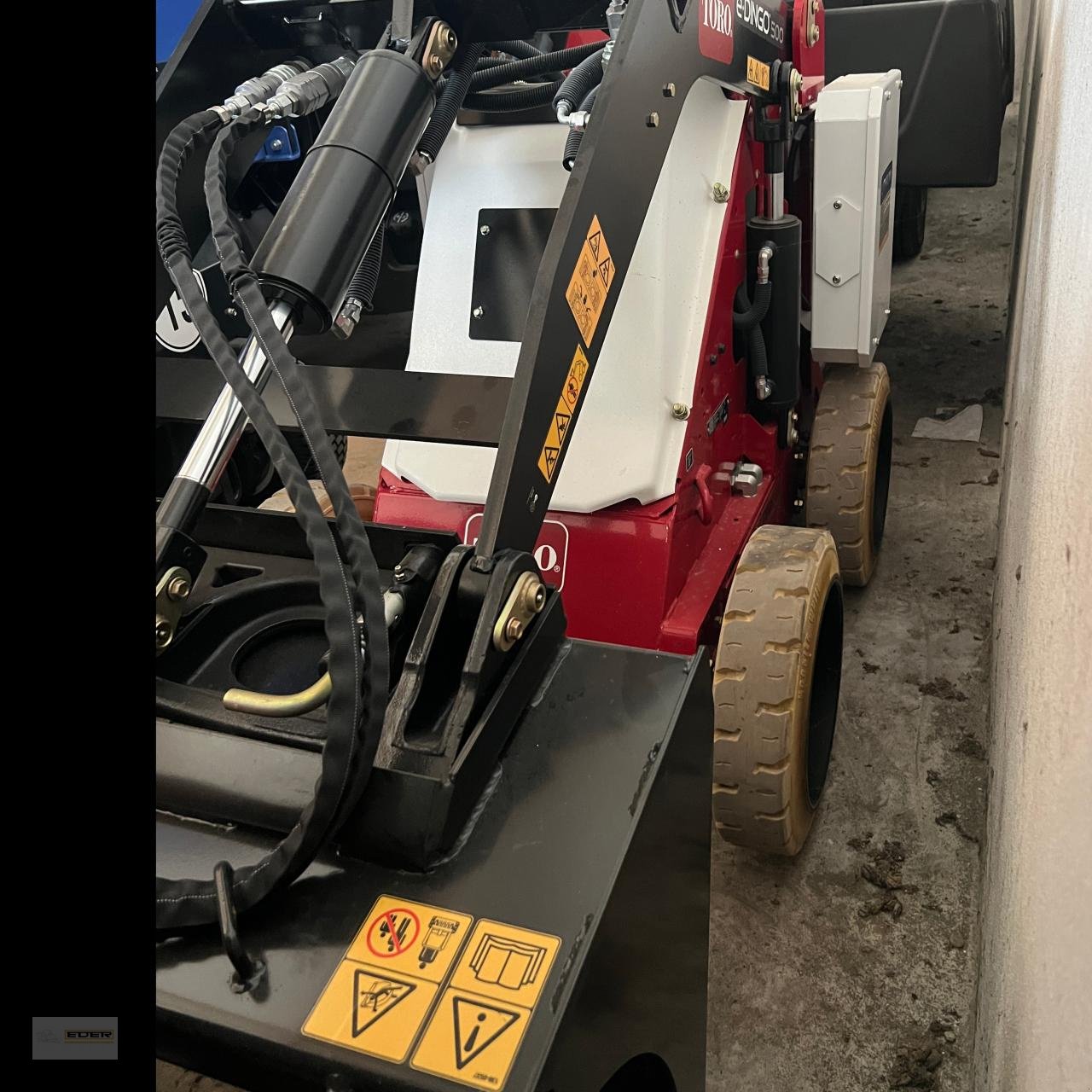 Sonstige Gartentechnik & Kommunaltechnik tip Toro e-Dingo 500, Gebrauchtmaschine in Kirchheim b. München (Poză 2)