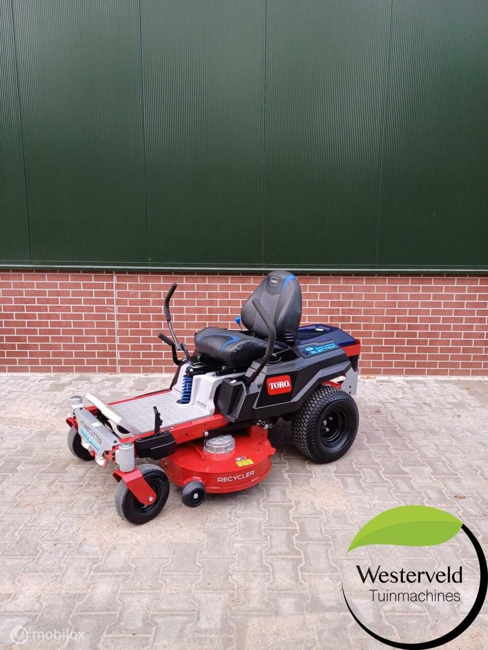 Sonstige Gartentechnik & Kommunaltechnik typu Toro EMR4275 accu zitmaaier, ex demo machine &euro; 7250,- incl., Neumaschine v Aalten (Obrázek 3)