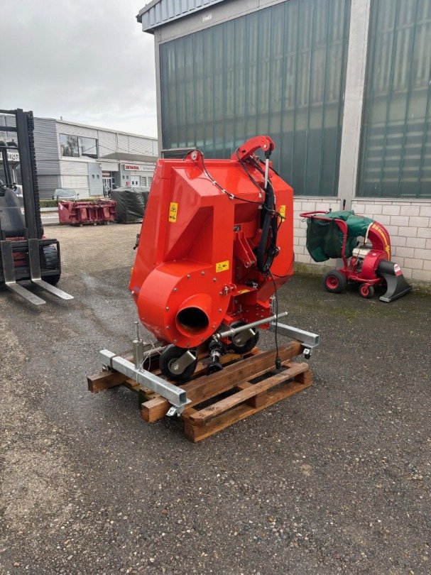 Sonstige Gartentechnik & Kommunaltechnik du type Wiedenmann Favorit 650, Gebrauchtmaschine en Kleinandelfingen (Photo 1)