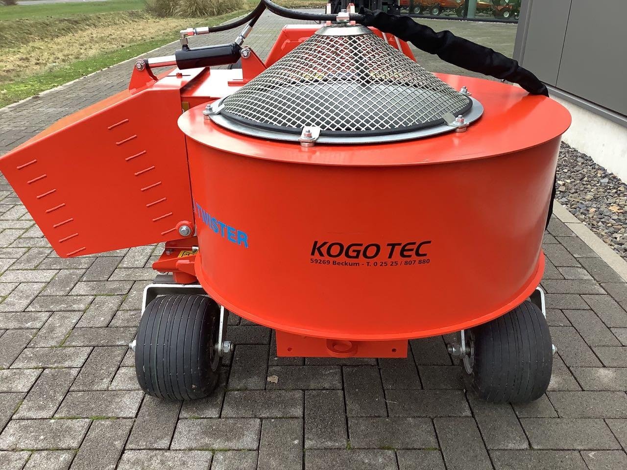 Sonstige Gartentechnik & Kommunaltechnik του τύπου Wiedenmann Mega Twister, Gebrauchtmaschine σε Neubeckum (Φωτογραφία 7)