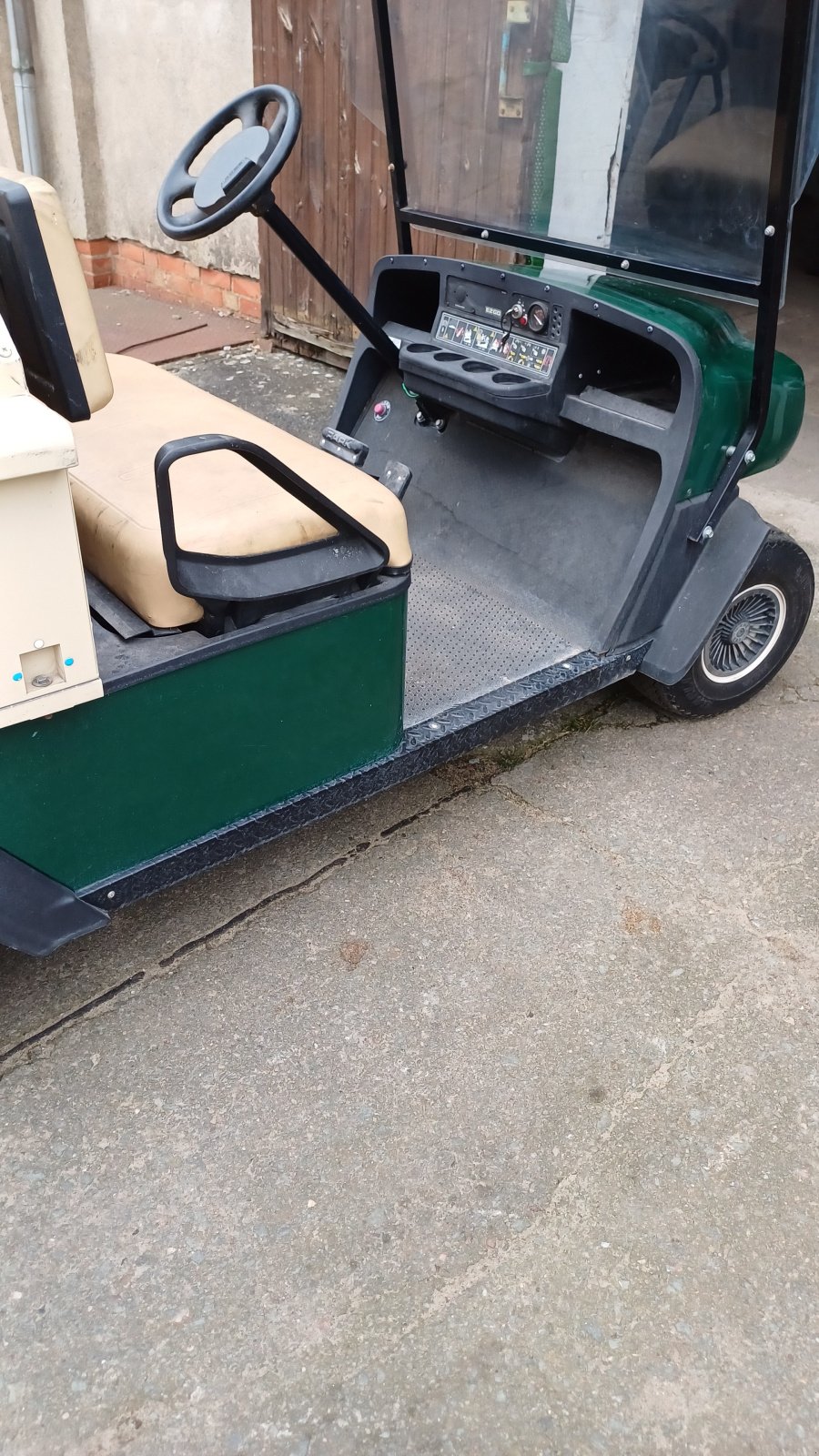 Sonstige Golftechnik typu EZGO Refresher, Gebrauchtmaschine w Crivitz (Zdjęcie 9)