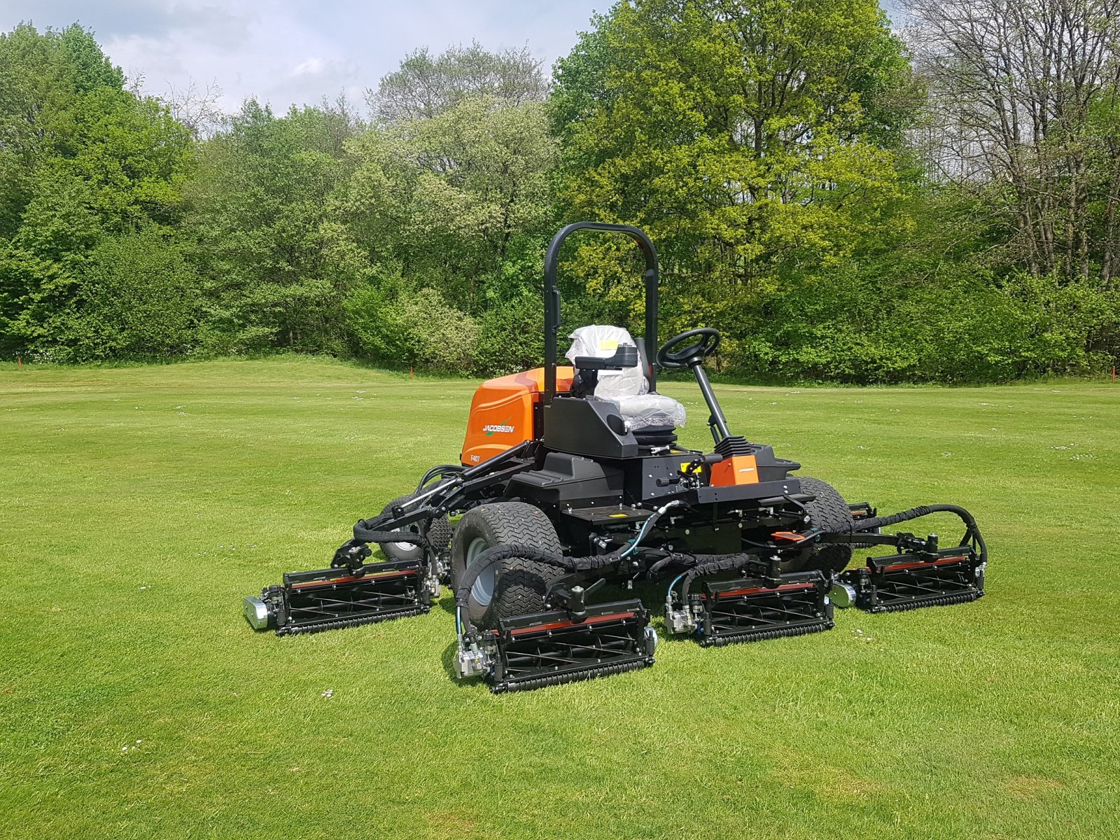 Sonstige Golftechnik Türe ait Jacobsen 407 Fairwaymäher, Neumaschine içinde Olpe (resim 4)