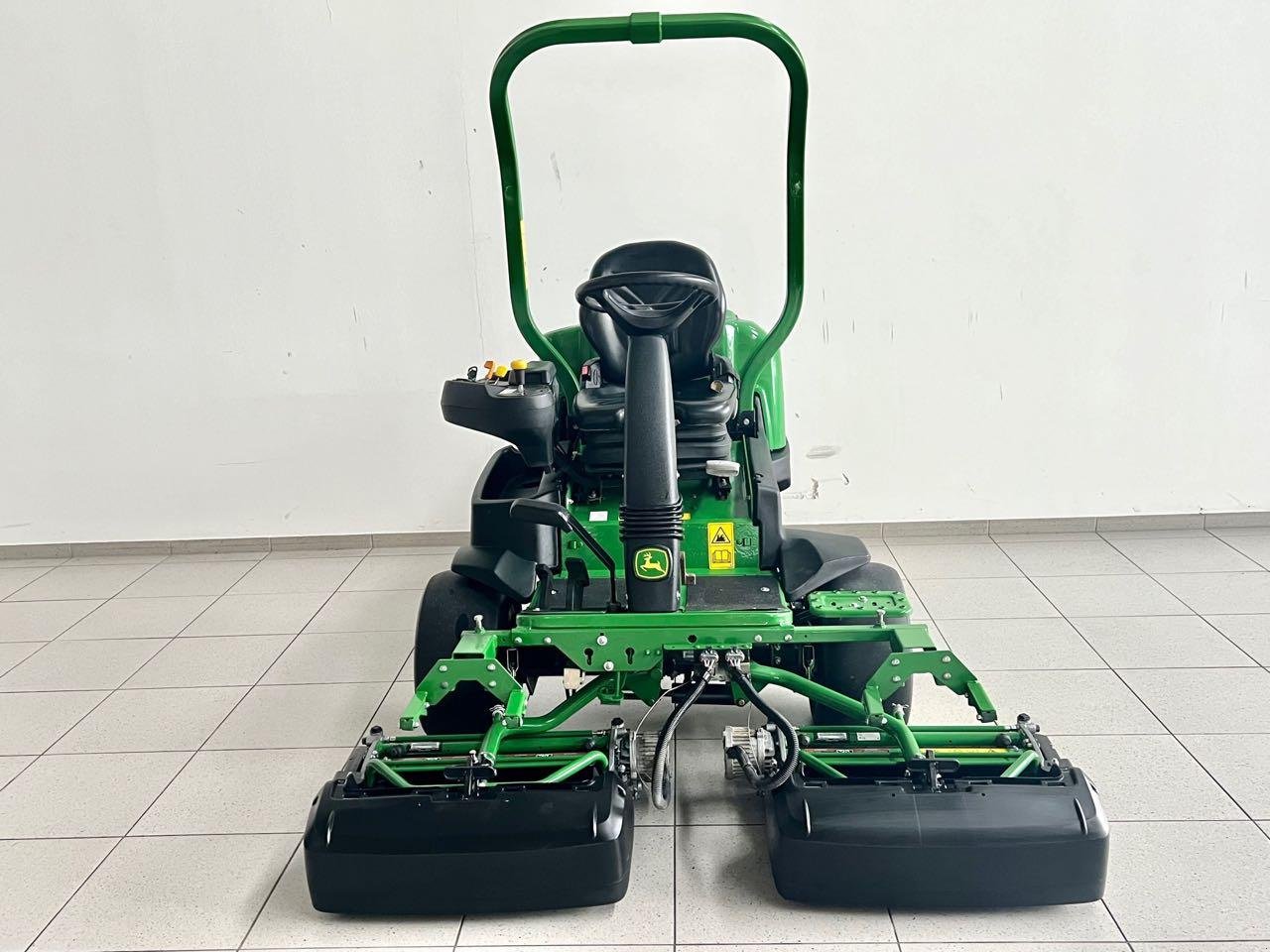 Sonstige Golftechnik типа John Deere 2500 E-Cut Hybrid, Gebrauchtmaschine в Neubeckum (Фотография 3)