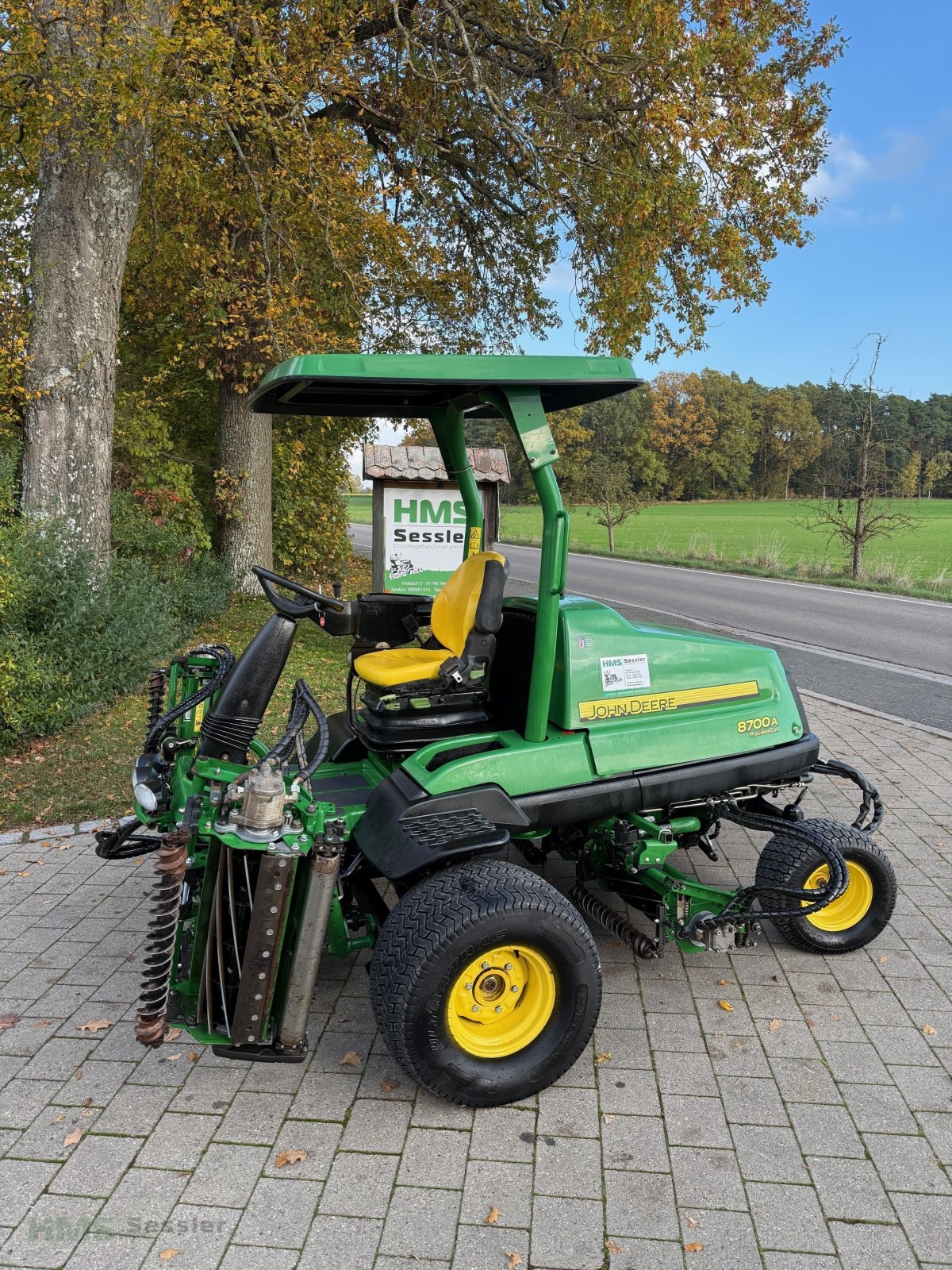 Sonstige Golftechnik del tipo John Deere 8700A, Gebrauchtmaschine In Weidenbach (Immagine 1)