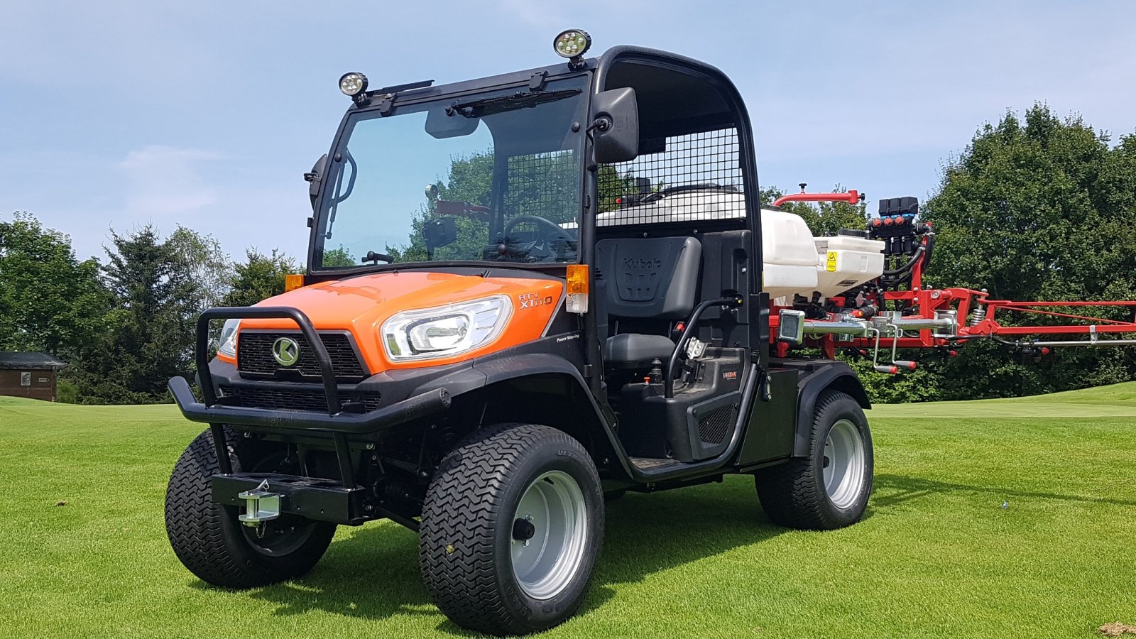 Sonstige Golftechnik Türe ait Kubota RTVX-1110 mit Aufbauspritze, Neumaschine içinde Olpe (resim 11)