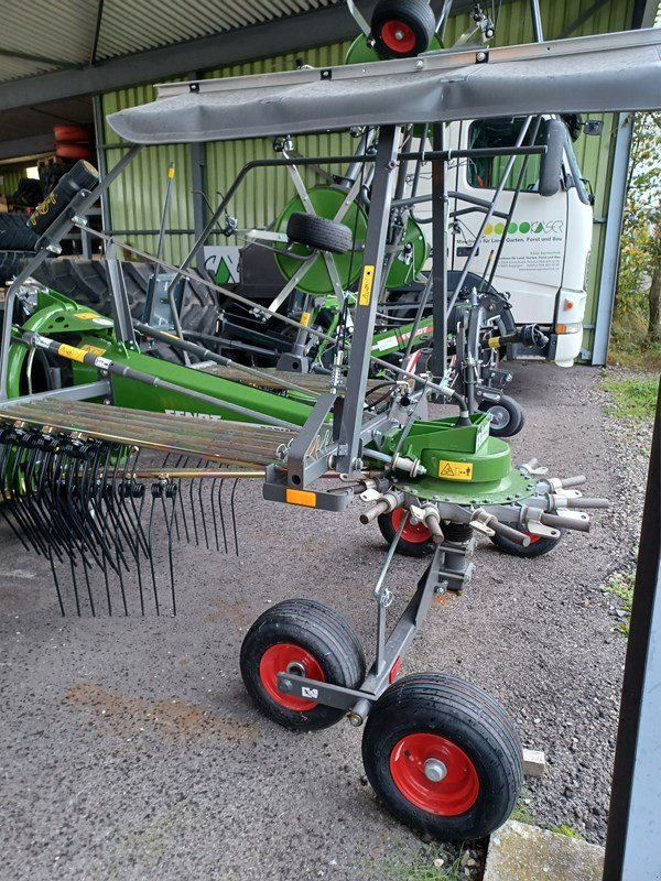 Sonstige Grünlandtechnik & Futtererntetechnik tipa Fendt Former 426 DN hydr. Schwadtuch, Neumaschine u Hindelbank (Slika 1)