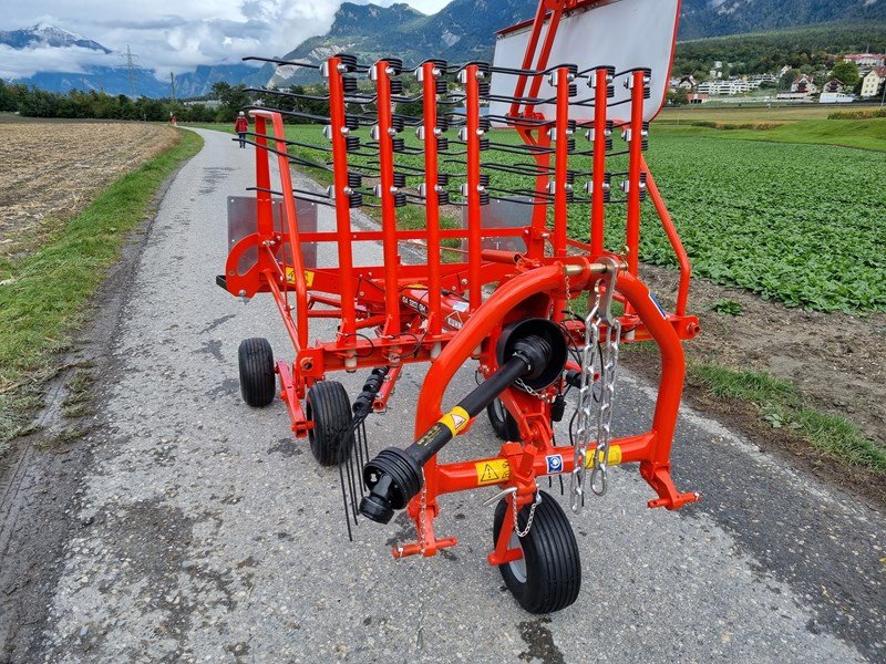 Sonstige Grünlandtechnik & Futtererntetechnik van het type Kuhn GA 3201 GM Kreiselschwader, Gebrauchtmaschine in Chur (Foto 2)