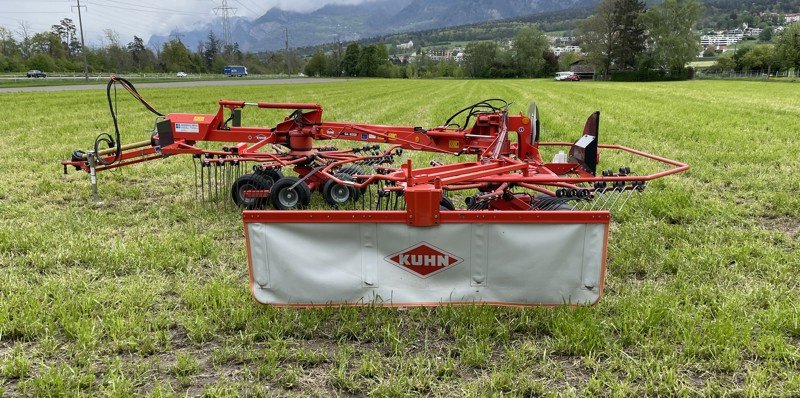 Sonstige Grünlandtechnik & Futtererntetechnik van het type Kuhn GA 6002 Giroschwader, Gebrauchtmaschine in Chur (Foto 4)