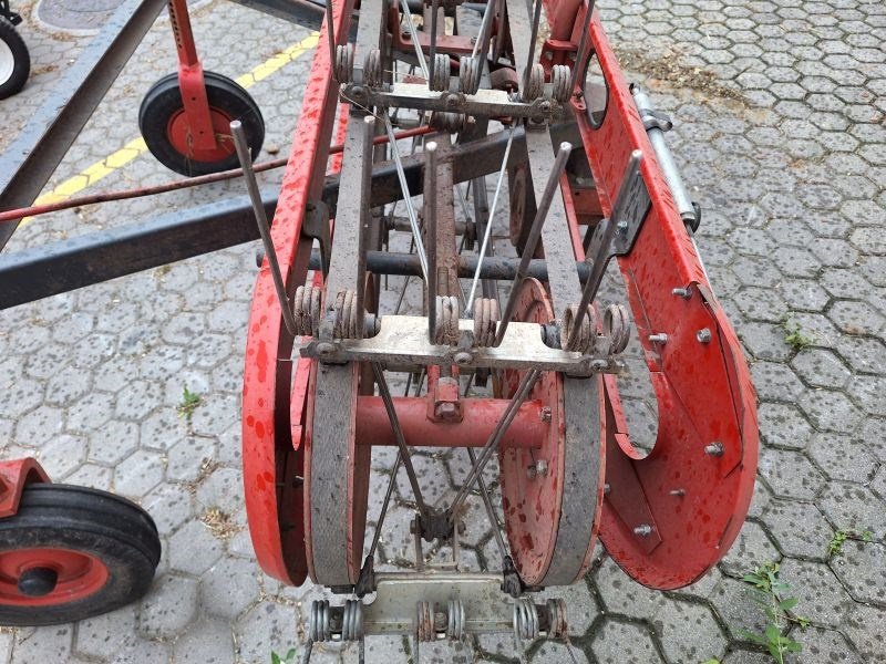 Sonstige Grünlandtechnik & Futtererntetechnik van het type Rapid 200 / 3R Bandrechen, Gebrauchtmaschine in Chur (Foto 3)