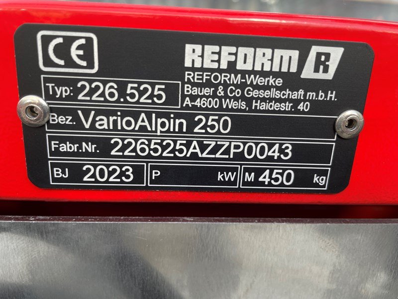 Sonstige Grünlandtechnik & Futtererntetechnik typu Reform 226.525 Pickup-Schwader, Vorführmaschine v Chur (Obrázek 7)