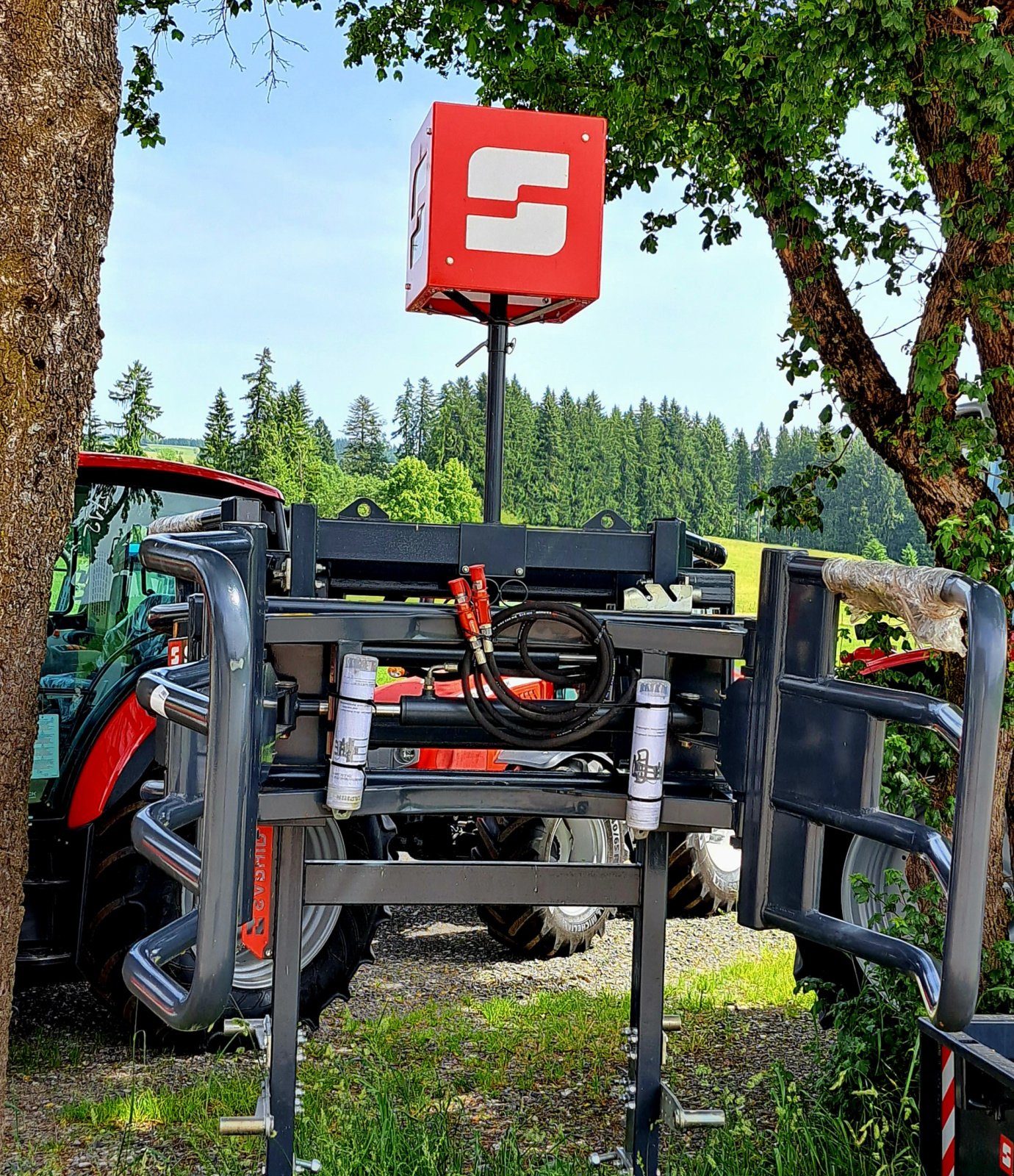 Sonstige Grünlandtechnik & Futtererntetechnik a típus Saphir Folienballenzange Typ FBZ, Neumaschine ekkor: Wertach (Kép 4)