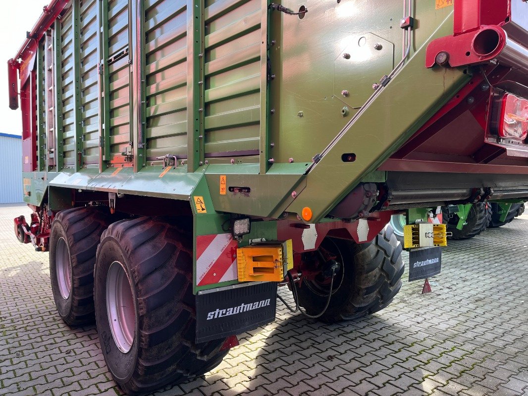 Sonstige Grünlandtechnik & Futtererntetechnik типа Strautmann Magnon CFS 430, Vorführmaschine в Ebersbach (Фотография 8)